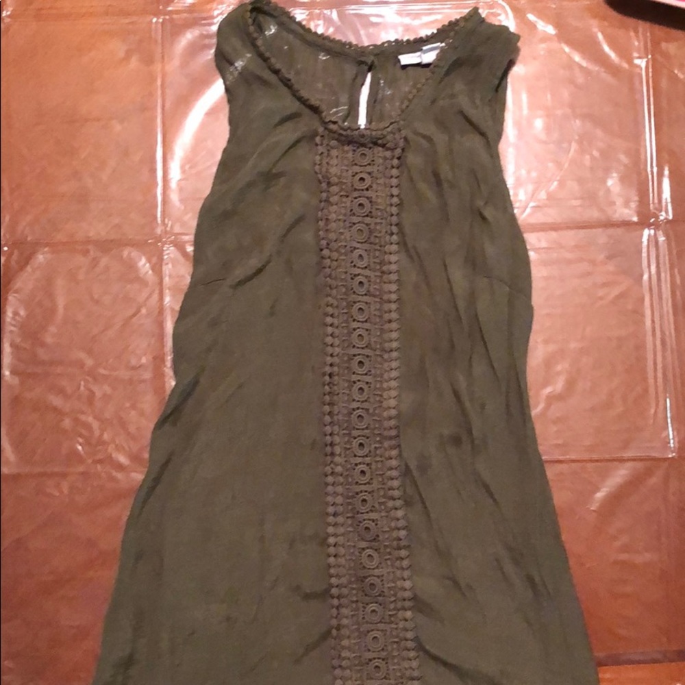 Green maternity tank